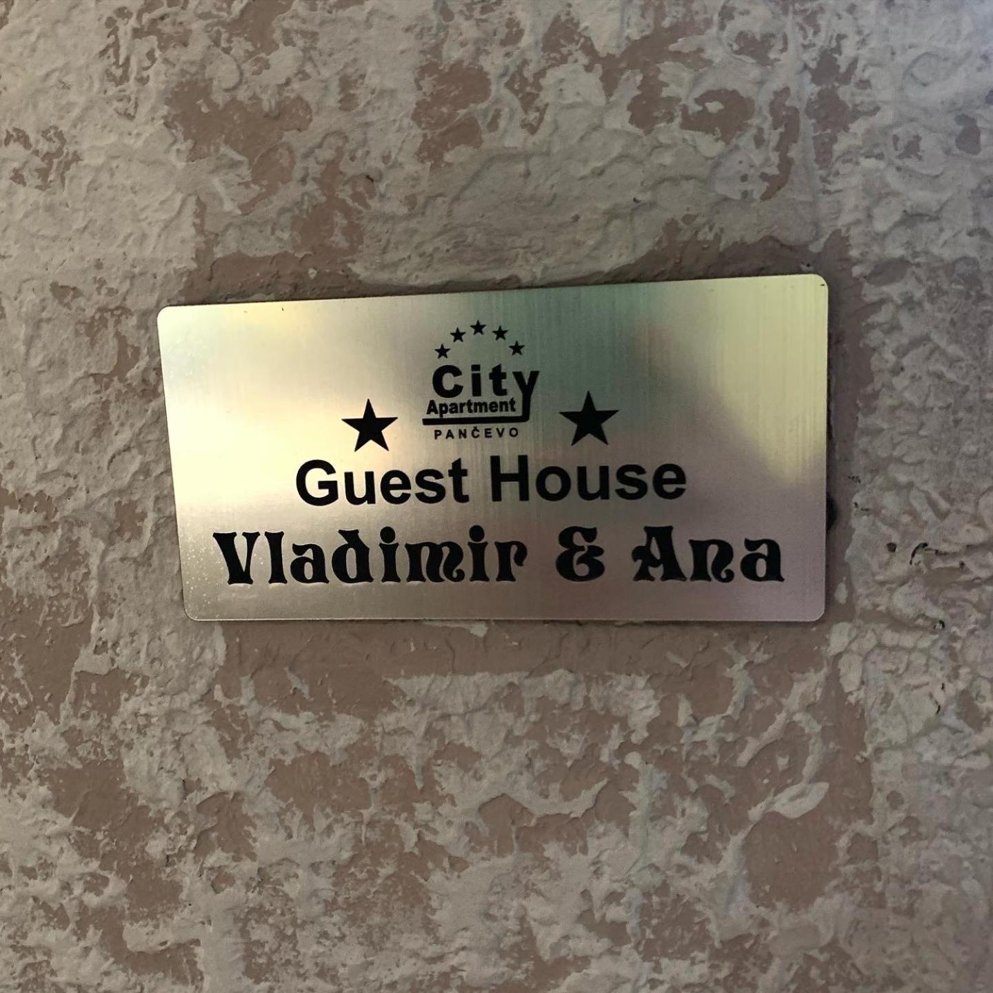Guesthouse Vladimir & Ana Pančevo Exteriör bild