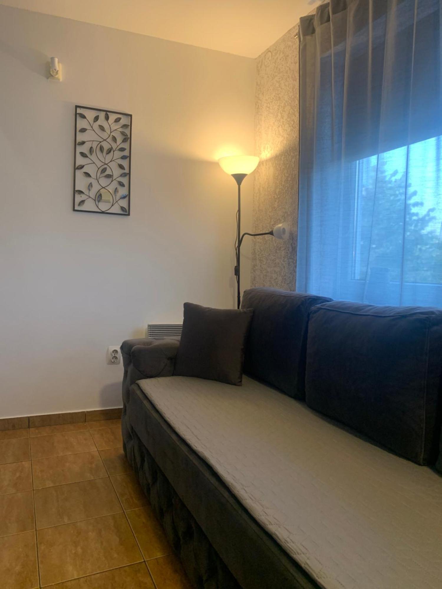 Guesthouse Vladimir & Ana Pančevo Exteriör bild