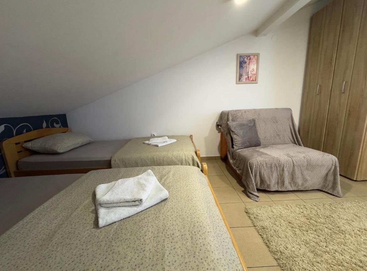Guesthouse Vladimir & Ana Pančevo Exteriör bild